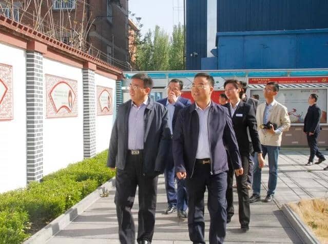 區(qū)委常委、區(qū)紀(jì)委書記、區(qū)監(jiān)委主任王慶峰調(diào)研天意機(jī)械