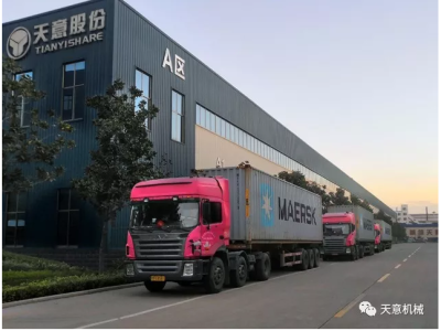 天意機(jī)械為柬埔寨客戶加工生產(chǎn)年產(chǎn)80萬平方輕質(zhì)墻板生產(chǎn)線成功裝車啟運(yùn)！