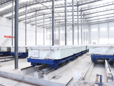 在選擇隔墻板機(jī)廠家時(shí)，需要注意什么？