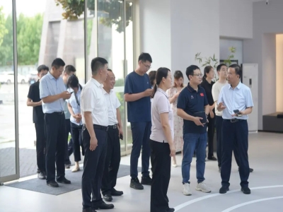 綠色建材產(chǎn)業(yè)鏈融鏈固鏈再發(fā)力！哈工大王代玉教授一行蒞臨天意機(jī)械、卓越精工考察調(diào)研